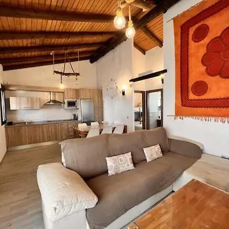 Homestay Casa Adosadas Dos Piscina Compartida