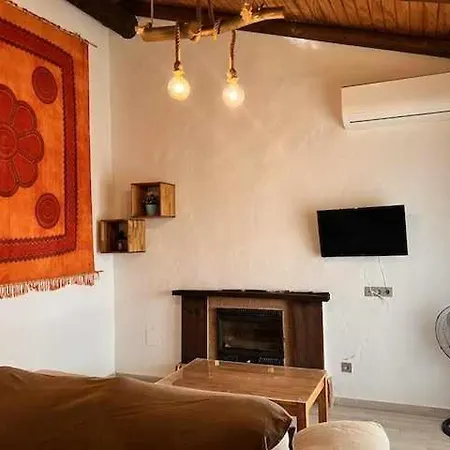Casa Adosadas Dos Piscina Compartida Homestay *