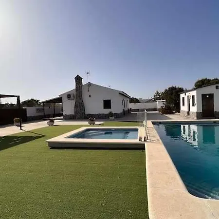 Homestay Casa Adosadas Dos Piscina Compartida *